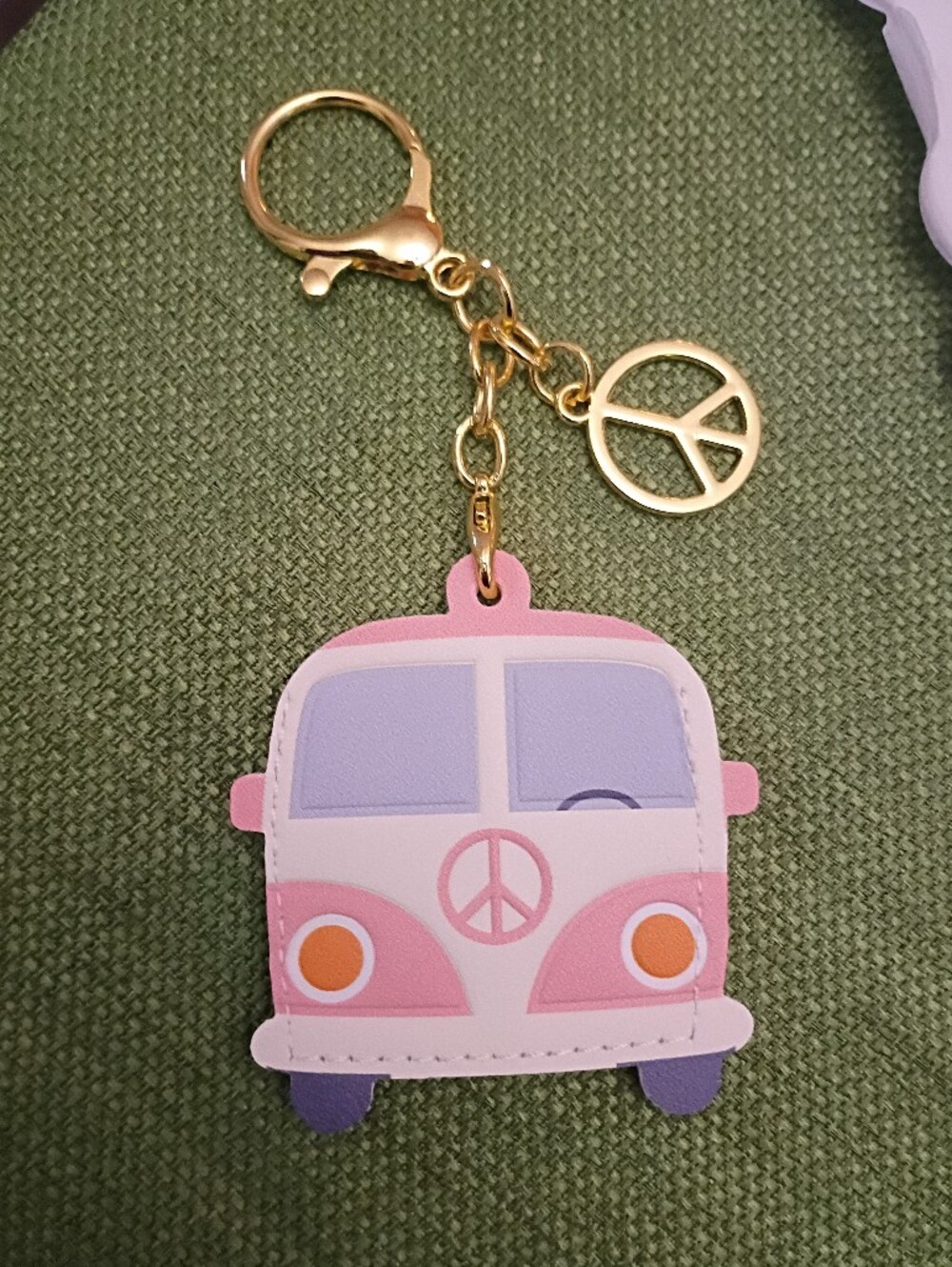 Pink WV Minibus Van Keychain with AirTag Pocket - Picture 3 of 7